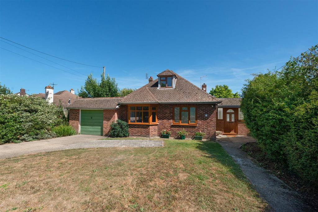 Clifford Road, Whitstable 3 bed detached bungalow for sale £575,000