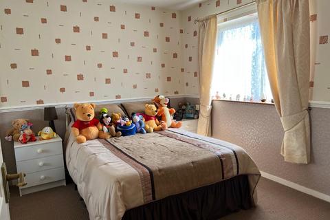 3 Donellan Green, Northampton, NN3 5DJ