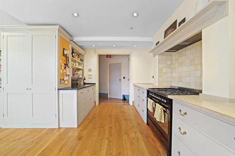 238 Springfield Road, Chelmsford, CM2 6BP