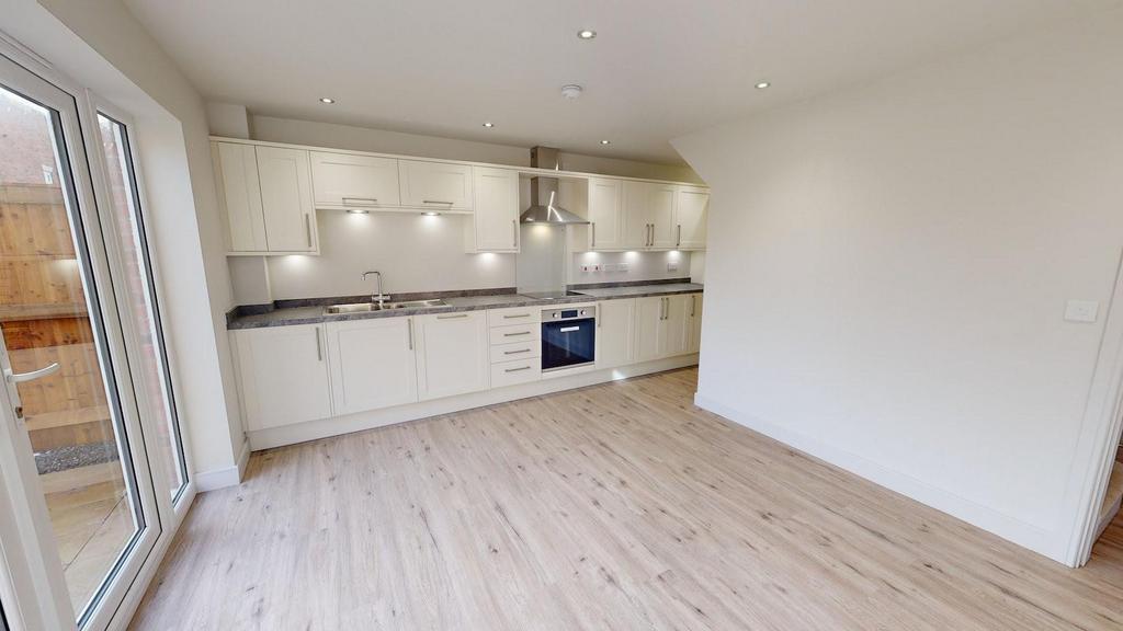 Plot 21 Kitchen.jpg