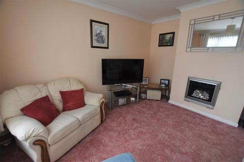 2 Agar Crescent, Illogan Highway, Redruth, TR15 3NG