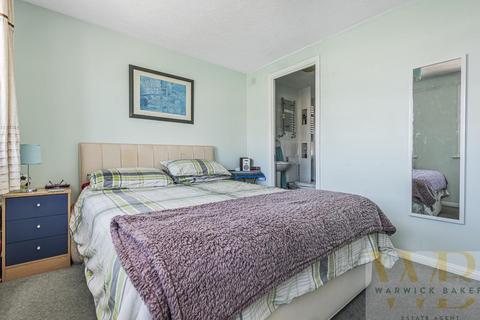 16 Anchor Close, Shoreham-by-sea, BN43 5BY