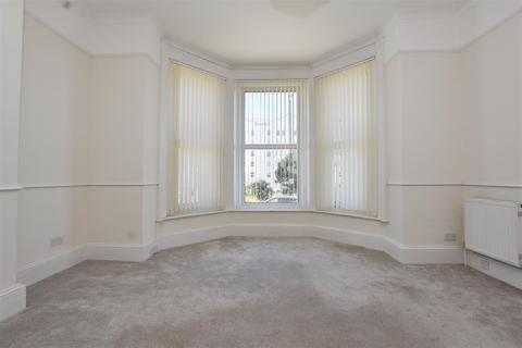 2 bedroom flat for sale - Wilmington Square, Eastbourne