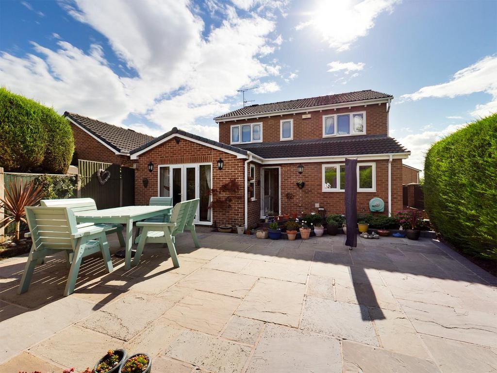 Headland Road, Brimington, Chesterfield, S43 1QT 4 bed detached house for sale £350,000