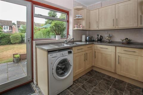 33 Vine Way, Brentwood, CM14 4UT