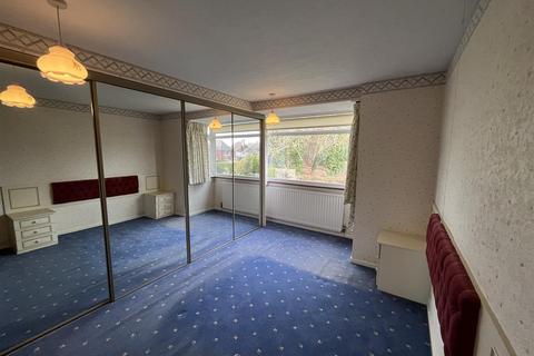 10 Ashford Drive, Sutton Coldfield, B76 1EN