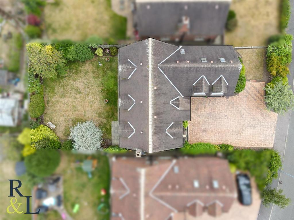 Henry Dane Way, Newbold Coleorton 5 bed detached house £650,000