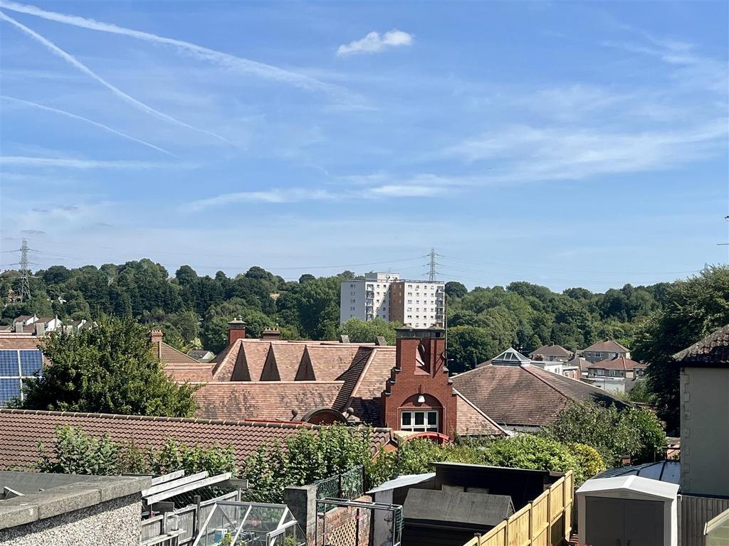 Pendennis Park, Brislington, Bristol 2 bed terraced house for sale £
