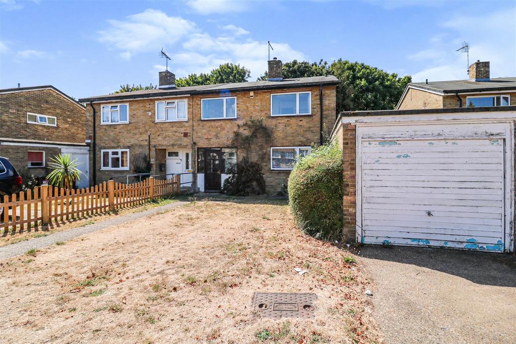 The Downs, Harlow 4 bed semidetached house £400,000