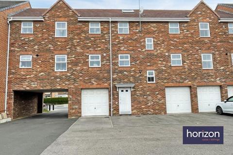2 bedroom flat for sale - Raby Road, Hartlepool, TS24