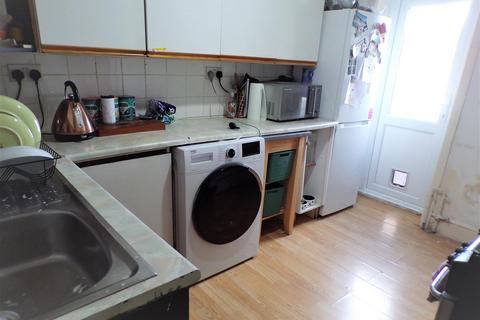 1 bedroom flat for sale - New Road, Porthcawl