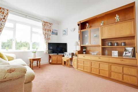 1 bedroom retirement property for sale - St. Helens Crescent, Hastings