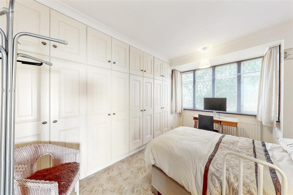 210 Carlton Avenue West - k8zq M0mm ELWTst Ntx9sf.jpg