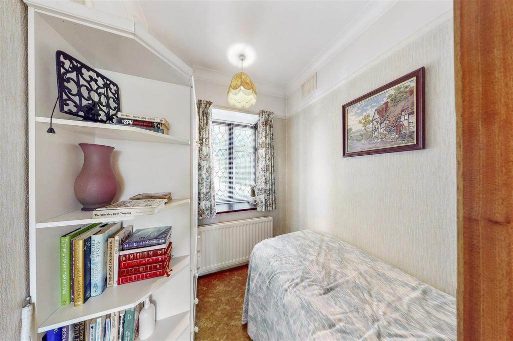210 Carlton Avenue West - NHsw1 ZXPMGwahna O0 SXJ.jpg