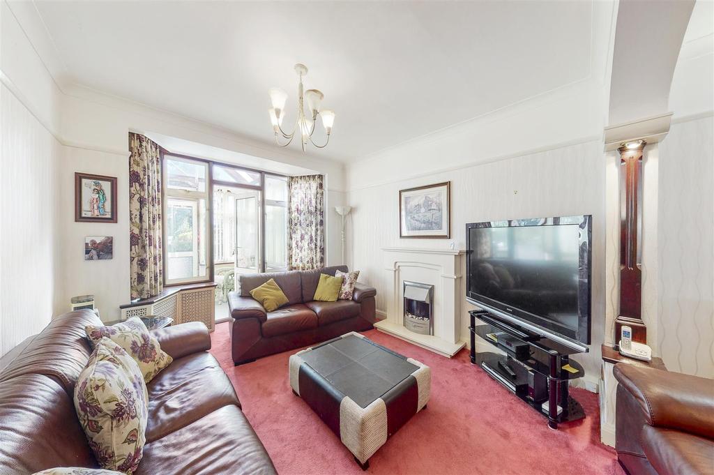 210 Carlton Avenue West - 67 HJZMc CIHb7 Ye Zll Fbk.jpg