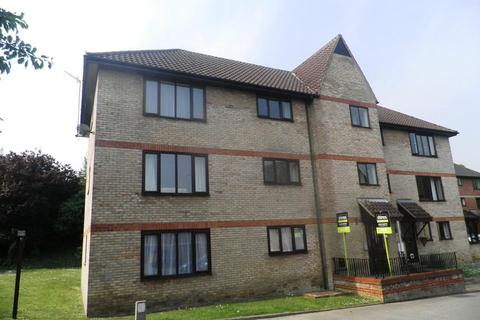 2 bedroom flat to rent - The Beeches, Out Risbygate, Bury St. Edmunds