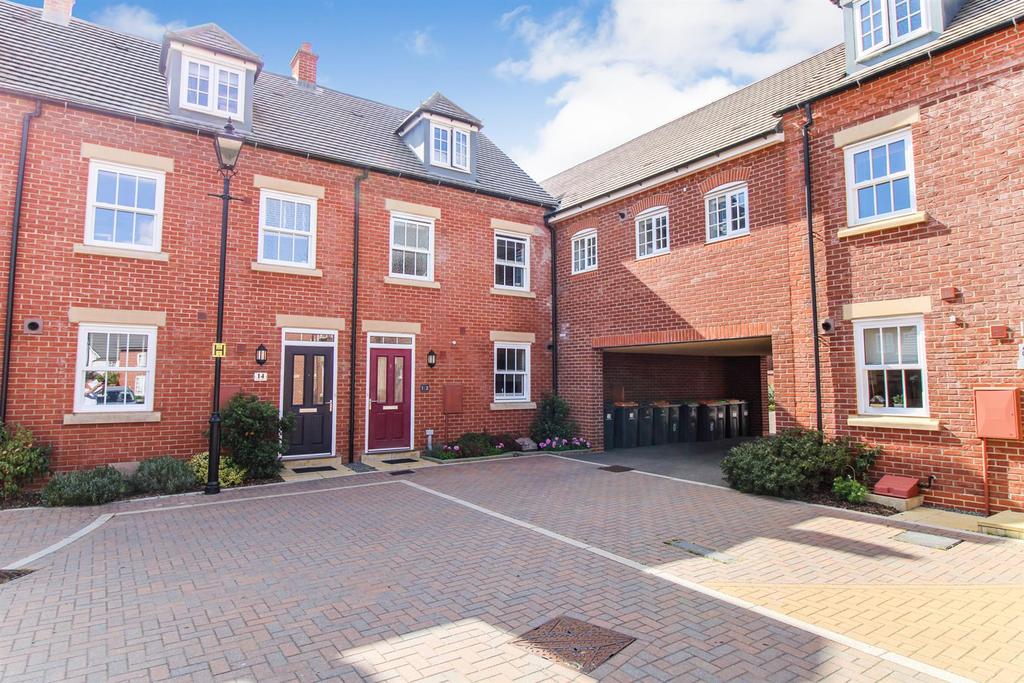 Jermin Mews, Great Denham, Bedford 3 bed end of terrace house £355,000
