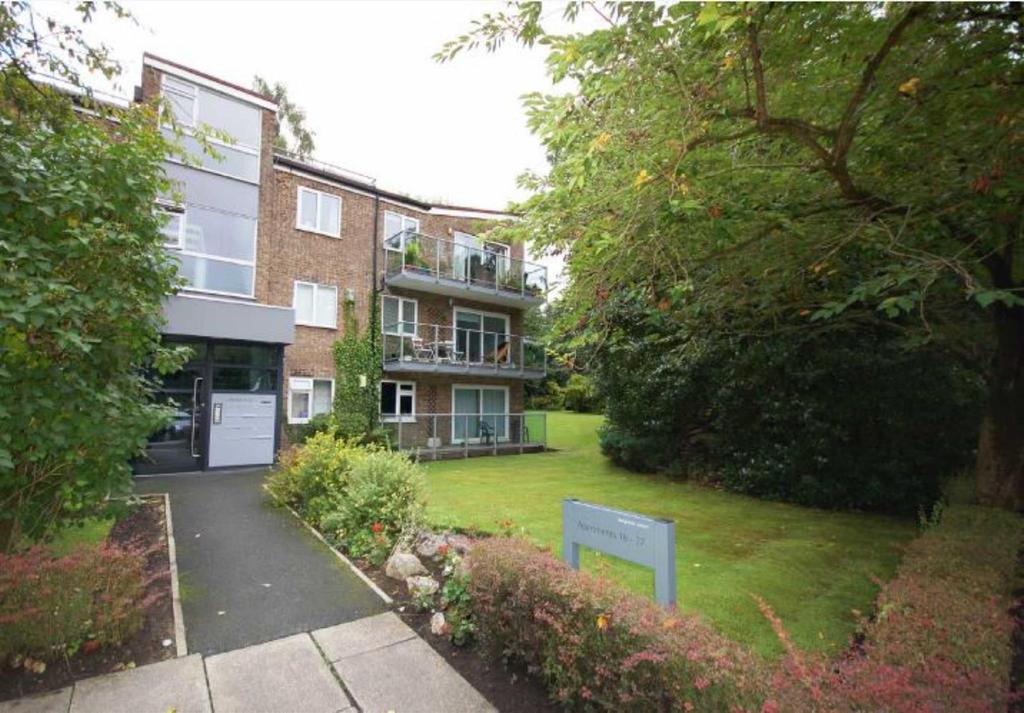 Mersey Road, Manchester 1 bed flat £925 pcm (£213 pw)