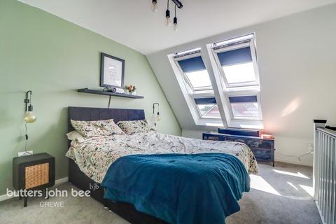 3 bedroom semi-detached house for sale - Ken Woolley Road, Crewe