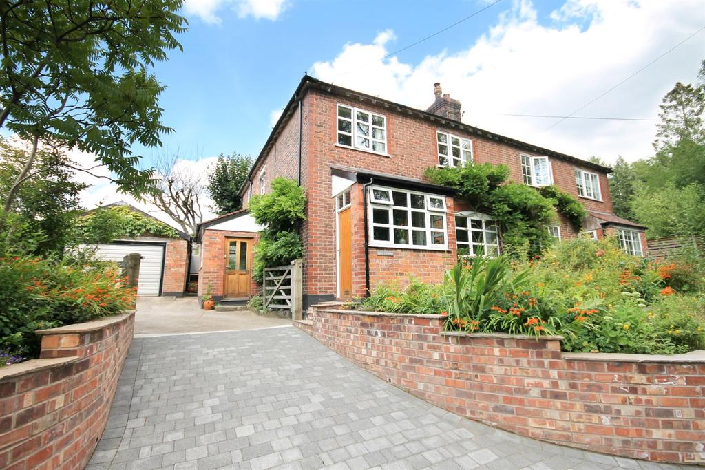 Small Lane, Mobberley 3 bed house £575,000