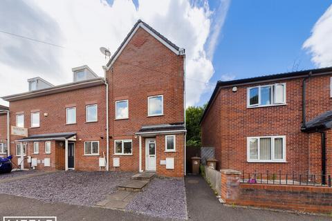 Ravenhead Road, St Helens, WA10
