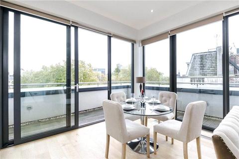 3 bedroom flat to rent - Whetstone Park, London, WC2A