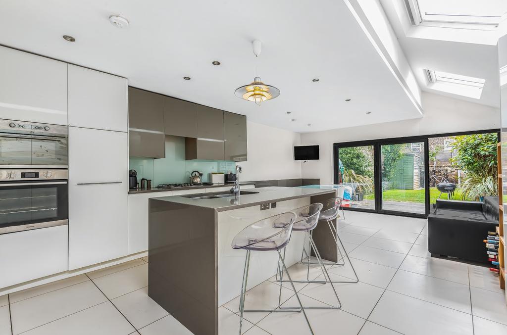 Alma Grove Bermondsey SE1 3 bed terraced house for sale £1,100,000