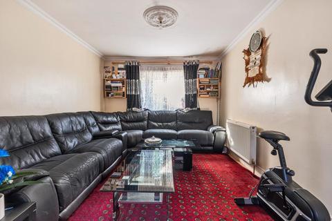 317 Hounslow Road, Hanworth, Feltham, TW13 5JQ