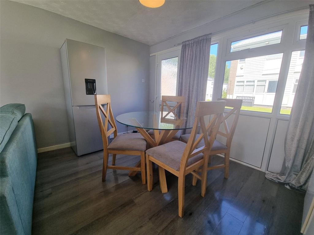 Trewent Park, Freshwater East, Pembroke, Pembrokeshire, SA71 2 bed