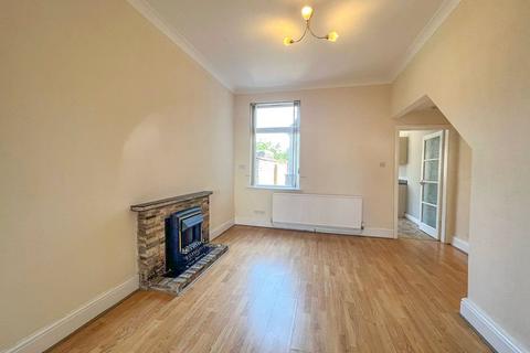 3 bedroom end of terrace house for sale, South Parade, Grimsby, North East Lincs, DN31