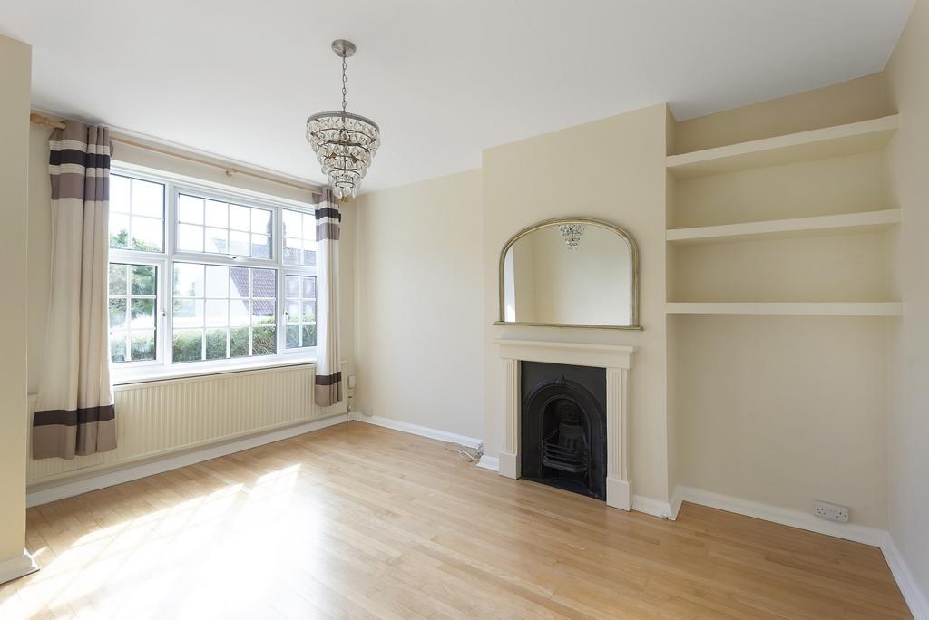Ashbourne Avenue, Harrow on the Hill, HA2 2 bed £395,000