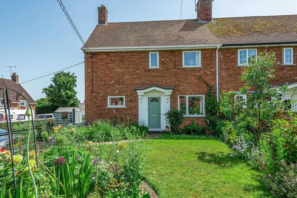 The Grove, Penton Grafton 3 bed semidetached house £400,000