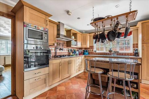 4 bedroom detached house for sale, Onsons House, Ludgershall