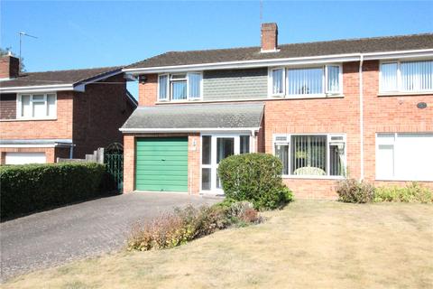 3 bedroom semi-detached house to rent - Kevin Close, Barnwood, Gloucester, GL4