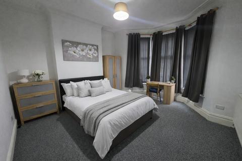 undefined, Malm Street (Hmo),  Hull, HU3