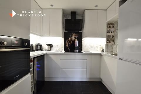 2 bedroom flat for sale, Ashley Lodge, Vista Road, Clacton-on-Sea