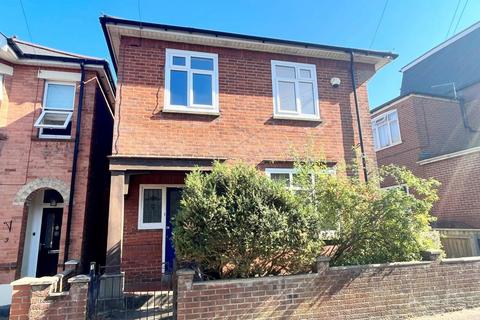 1 Stourvale Road, Bournemouth, BH5 2JZ
