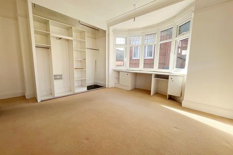 1 Stourvale Road, Bournemouth, BH5 2JZ