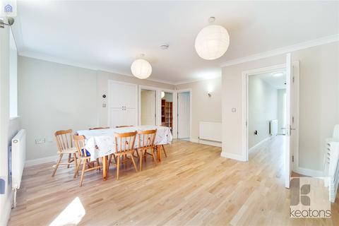 5 bedroom end of terrace house to rent - Strafford Street, London, E14