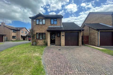 3 bedroom detached house to rent - Derby Drive, Peterborough, PE1