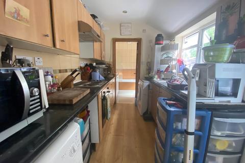 2 bedroom terraced house for sale - Naseby Road, Luton, Bedfordshire, LU1 1LE