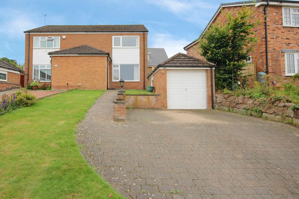 Leigh Way, Weaverham, CW8 3 bed semidetached house £230,000