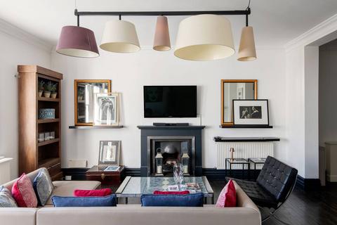 Flat 2, 12 Sumner Place, London, SW7 3EE