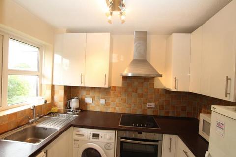 1 bedroom flat to rent, The Hollies, Christchurch Avenue, Harrow