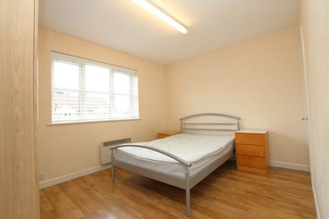 1 bedroom flat to rent, The Hollies, Christchurch Avenue, Harrow