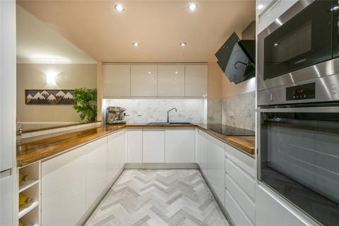 1 bedroom flat for sale, Vanilla & Sesame Court, Curlew Street, London