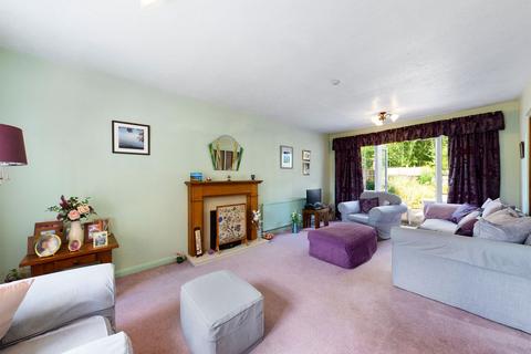 7 Amber Drive, Walgrave, Northampton, NN6 9RW