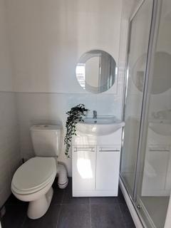 1 bedroom in a house share to rent - Bacheler Street,  Hull, HU3