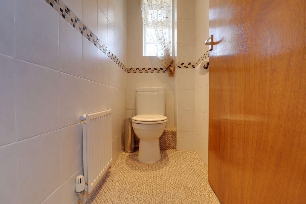 Bathroom (WC)