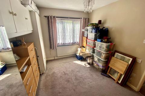 73 Ecton Park Road, Northampton, NN3 5LF